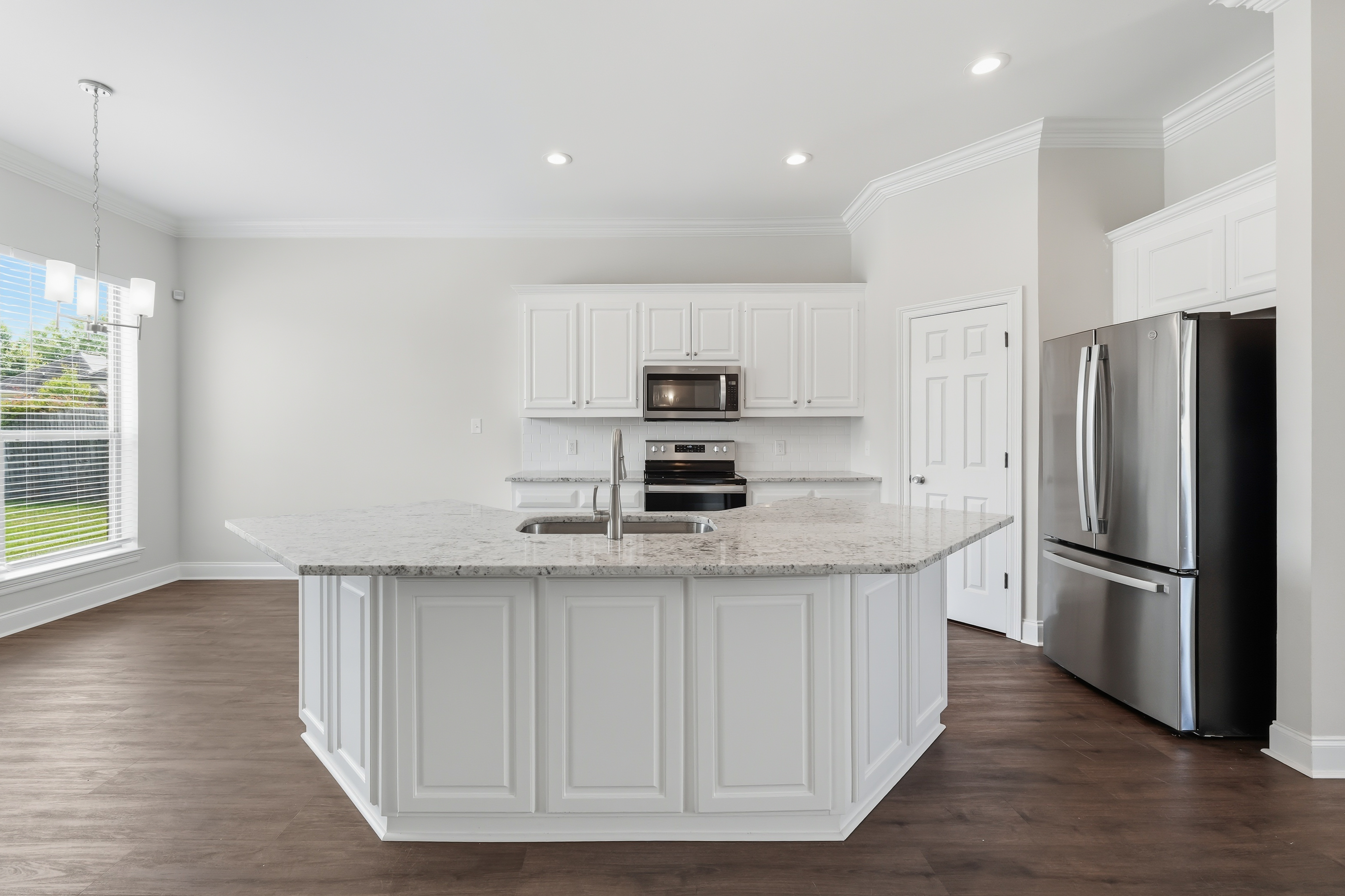 Professionally edited real estate photography of kitchen in Baton Rouge