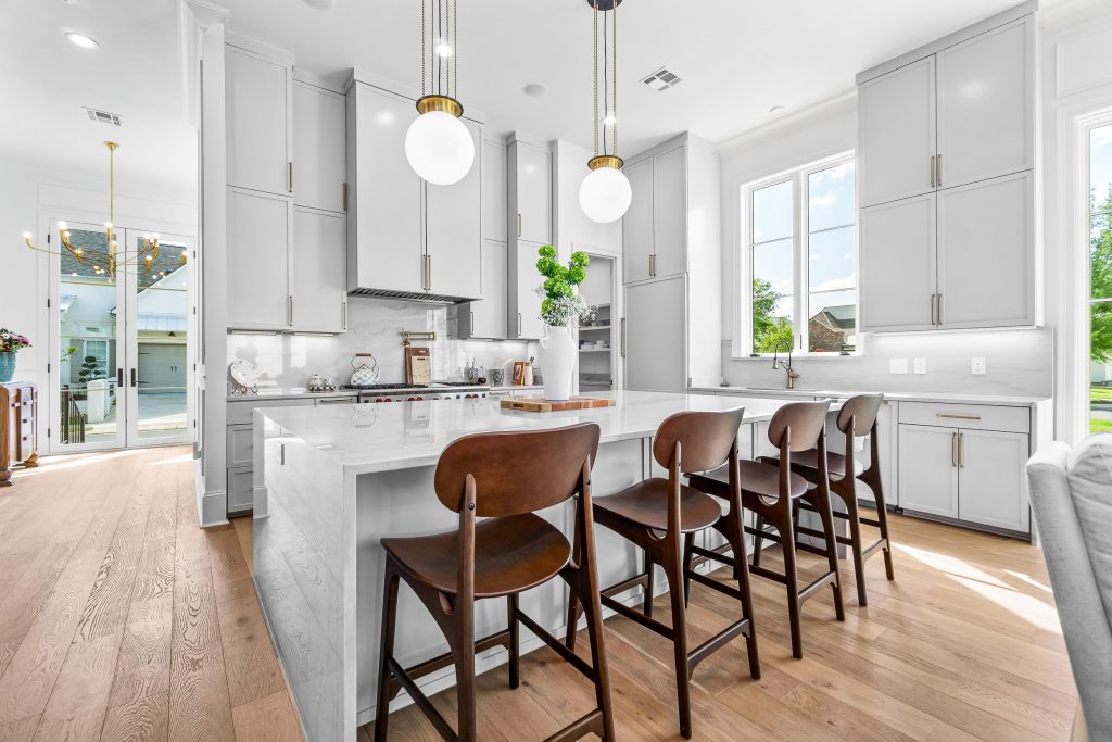 Modern kitchen in Baton Rouge home photographed by Hudson Digital Media